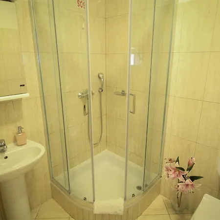 法洛斯别墅酒店 3*