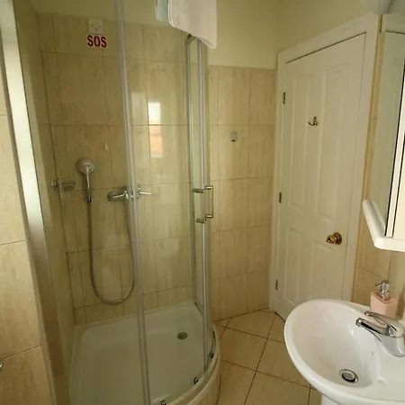 法洛斯别墅酒店 招待所 斯普利特