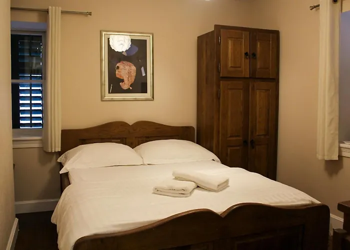 Varos Гостевой дом