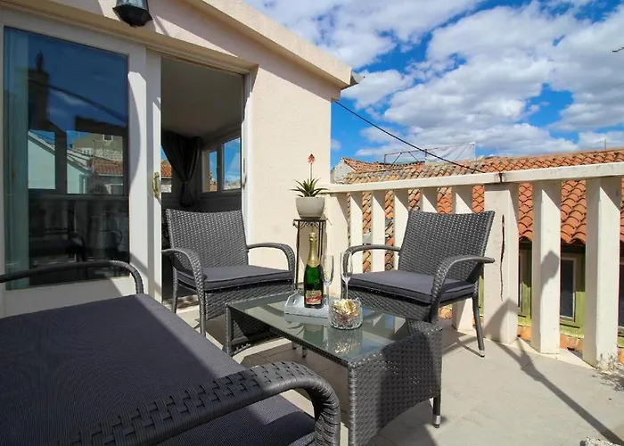 Varos Гостевой дом