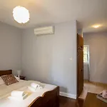 Πανσιόν Varos 3*