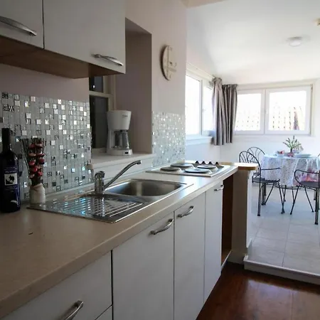 Varos-charming Stone House In Old Town 3* Split